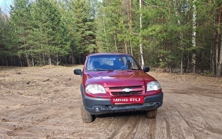Chevrolet Niva I рестайлинг, 2009 год, 250 000 рублей, 3 фотография