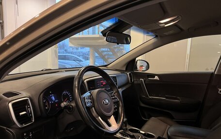 KIA Sportage IV рестайлинг, 2019 год, 2 500 000 рублей, 23 фотография