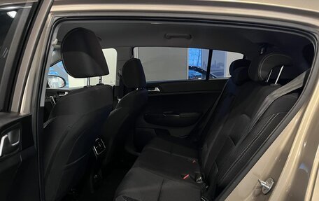 KIA Sportage IV рестайлинг, 2019 год, 2 500 000 рублей, 24 фотография