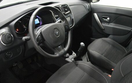 Renault Sandero II рестайлинг, 2015 год, 888 000 рублей, 10 фотография