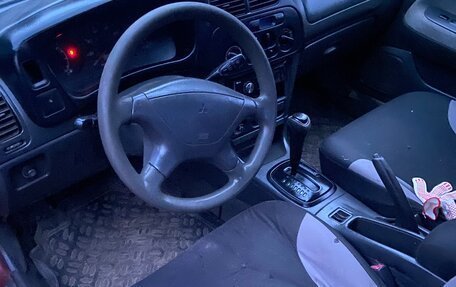 Mitsubishi Mirage VI рестайлинг, 1995 год, 130 000 рублей, 8 фотография