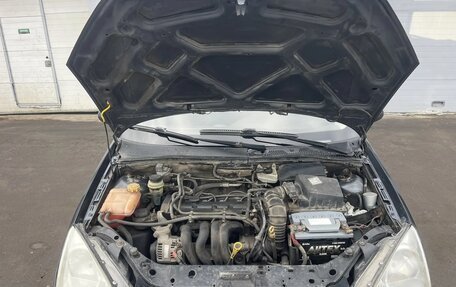 Ford Focus IV, 2003 год, 269 000 рублей, 17 фотография