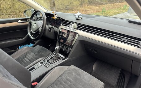 Volkswagen Passat B8 рестайлинг, 2018 год, 2 650 000 рублей, 12 фотография