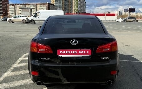 Lexus IS II рестайлинг 2, 2006 год, 1 550 000 рублей, 4 фотография