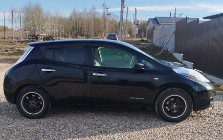 Nissan Leaf I, 2016 год, 900 000 рублей, 2 фотография