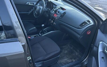 KIA Cerato III, 2010 год, 550 000 рублей, 2 фотография