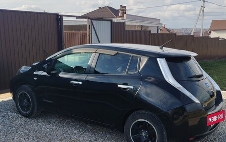 Nissan Leaf I, 2016 год, 900 000 рублей, 18 фотография