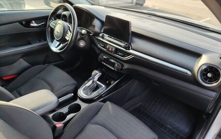 KIA Cerato IV, 2021 год, 1 980 000 рублей, 13 фотография