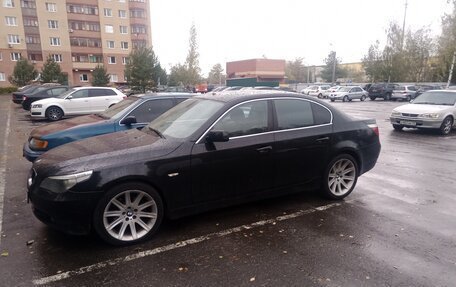 BMW 5 серия, 2005 год, 800 000 рублей, 2 фотография