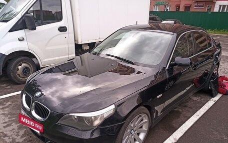 BMW 5 серия, 2005 год, 800 000 рублей, 12 фотография