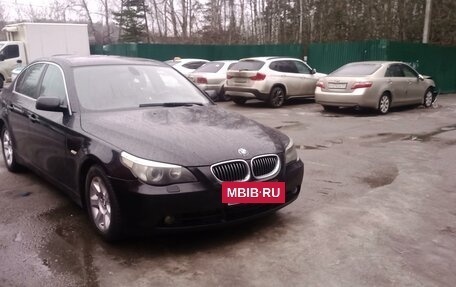 BMW 5 серия, 2005 год, 800 000 рублей, 13 фотография