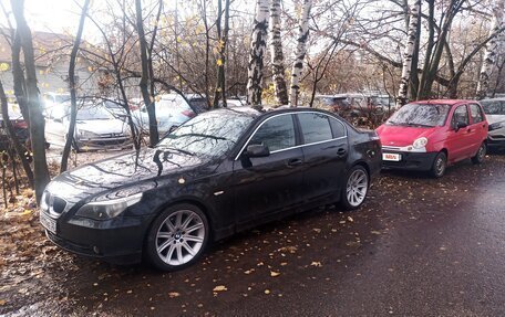 BMW 5 серия, 2005 год, 800 000 рублей, 23 фотография