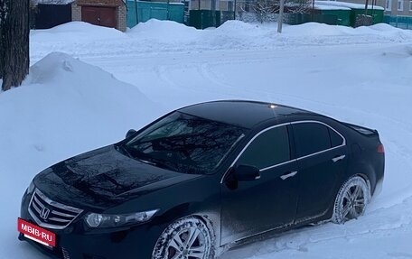 Honda Accord VIII рестайлинг, 2012 год, 1 300 000 рублей, 4 фотография