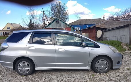 Honda Fit Shuttle I рестайлинг, 2012 год, 1 200 000 рублей, 3 фотография