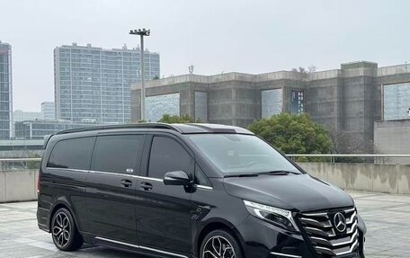 Mercedes-Benz Vito, 2022 год, 6 100 000 рублей, 3 фотография