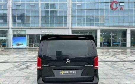 Mercedes-Benz Vito, 2022 год, 6 100 000 рублей, 6 фотография