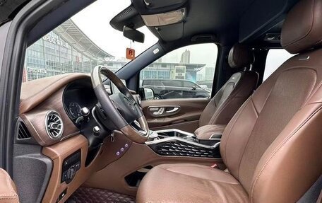 Mercedes-Benz Vito, 2022 год, 6 100 000 рублей, 12 фотография