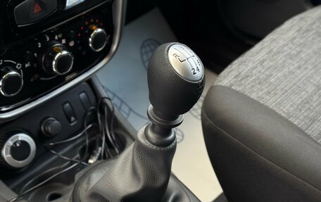 Renault Duster I рестайлинг, 2015 год, 1 075 000 рублей, 23 фотография