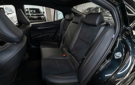 Toyota Camry, 2026 год, 4 400 000 рублей, 14 фотография