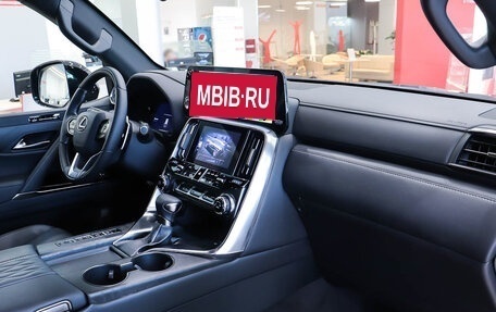 Lexus LX, 2025 год, 20 300 000 рублей, 13 фотография