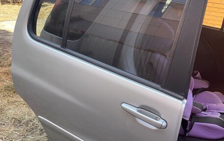 Toyota Raum I, 1999 год, 420 000 рублей, 25 фотография