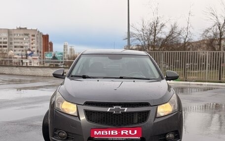 Chevrolet Cruze II, 2010 год, 495 000 рублей, 3 фотография