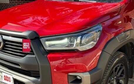 Toyota Hilux VIII, 2020 год, 4 600 000 рублей, 4 фотография