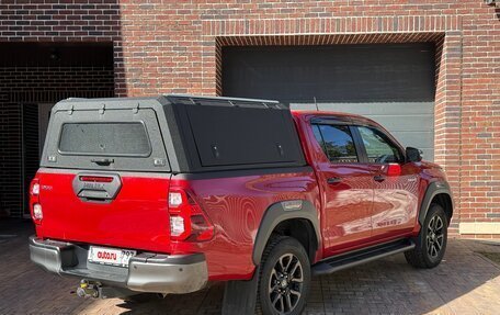 Toyota Hilux VIII, 2020 год, 4 600 000 рублей, 6 фотография