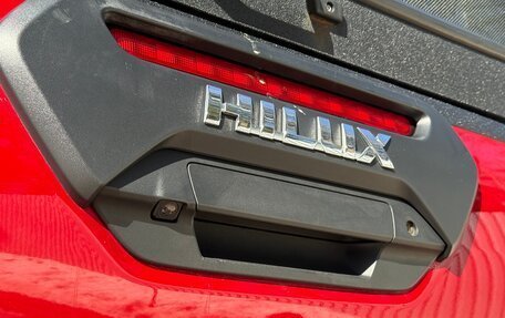 Toyota Hilux VIII, 2020 год, 4 600 000 рублей, 10 фотография