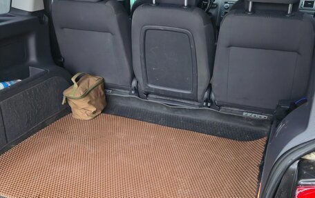 Volkswagen Touran III, 2013 год, 1 300 000 рублей, 6 фотография