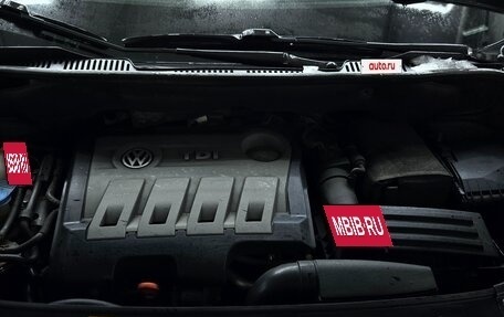 Volkswagen Touran III, 2013 год, 1 300 000 рублей, 5 фотография