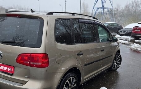 Volkswagen Touran III, 2013 год, 1 300 000 рублей, 3 фотография