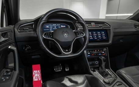 Volkswagen Tiguan II, 2021 год, 3 545 000 рублей, 7 фотография