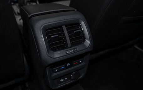 Volkswagen Tiguan II, 2021 год, 3 545 000 рублей, 14 фотография