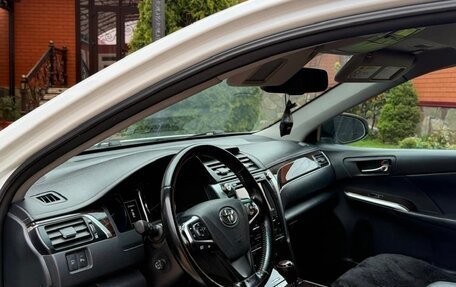 Toyota Camry, 2015 год, 1 790 000 рублей, 6 фотография