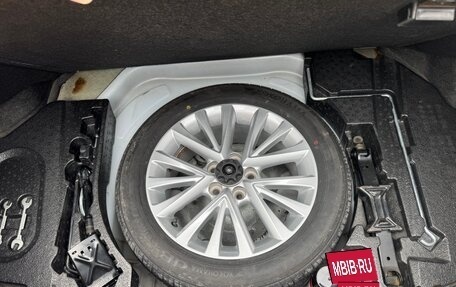 Toyota Camry, 2015 год, 1 790 000 рублей, 9 фотография