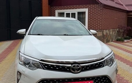 Toyota Camry, 2015 год, 1 790 000 рублей, 5 фотография