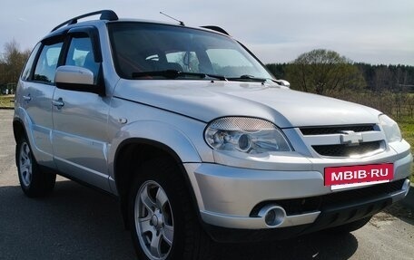 Chevrolet Niva I рестайлинг, 2012 год, 520 000 рублей, 6 фотография