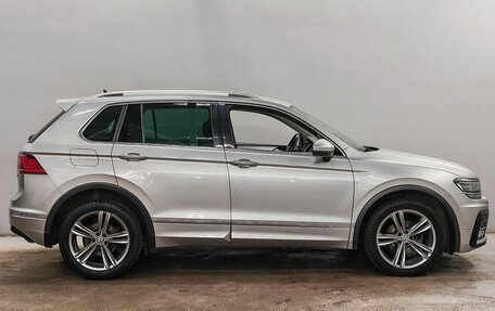 Volkswagen Tiguan II, 2018 год, 2 250 000 рублей, 4 фотография