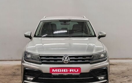 Volkswagen Tiguan II, 2018 год, 2 250 000 рублей, 2 фотография