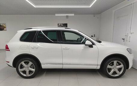Volkswagen Touareg III, 2013 год, 1 955 000 рублей, 8 фотография