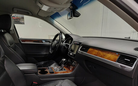 Volkswagen Touareg III, 2013 год, 1 955 000 рублей, 15 фотография