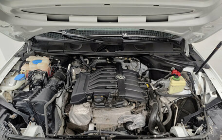 Volkswagen Touareg III, 2013 год, 1 955 000 рублей, 13 фотография