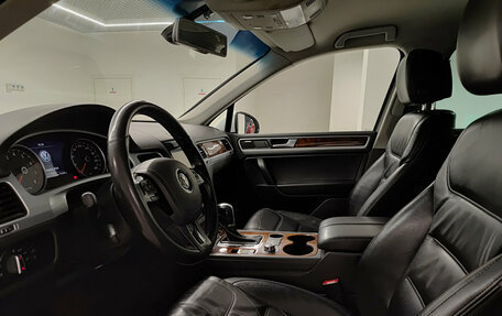 Volkswagen Touareg III, 2013 год, 1 955 000 рублей, 20 фотография