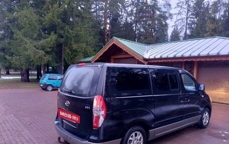 Hyundai H-1 II рестайлинг, 2014 год, 3 000 000 рублей, 5 фотография