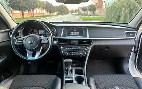 KIA Optima IV, 2018 год, 1 900 000 рублей, 11 фотография