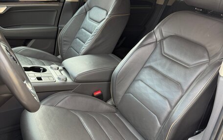 Volkswagen Touareg III, 2020 год, 4 650 000 рублей, 26 фотография