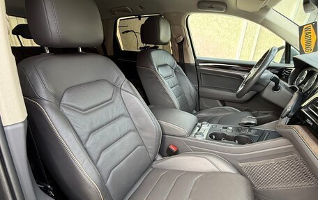 Volkswagen Touareg III, 2020 год, 4 650 000 рублей, 21 фотография