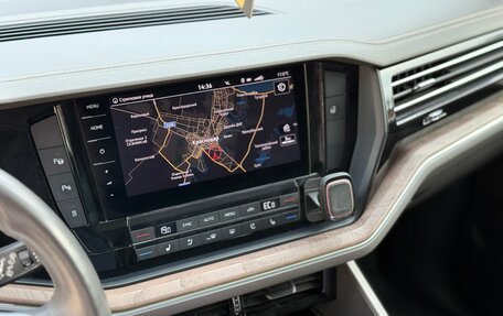 Volkswagen Touareg III, 2020 год, 4 650 000 рублей, 24 фотография