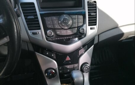 Chevrolet Cruze II, 2012 год, 590 000 рублей, 5 фотография